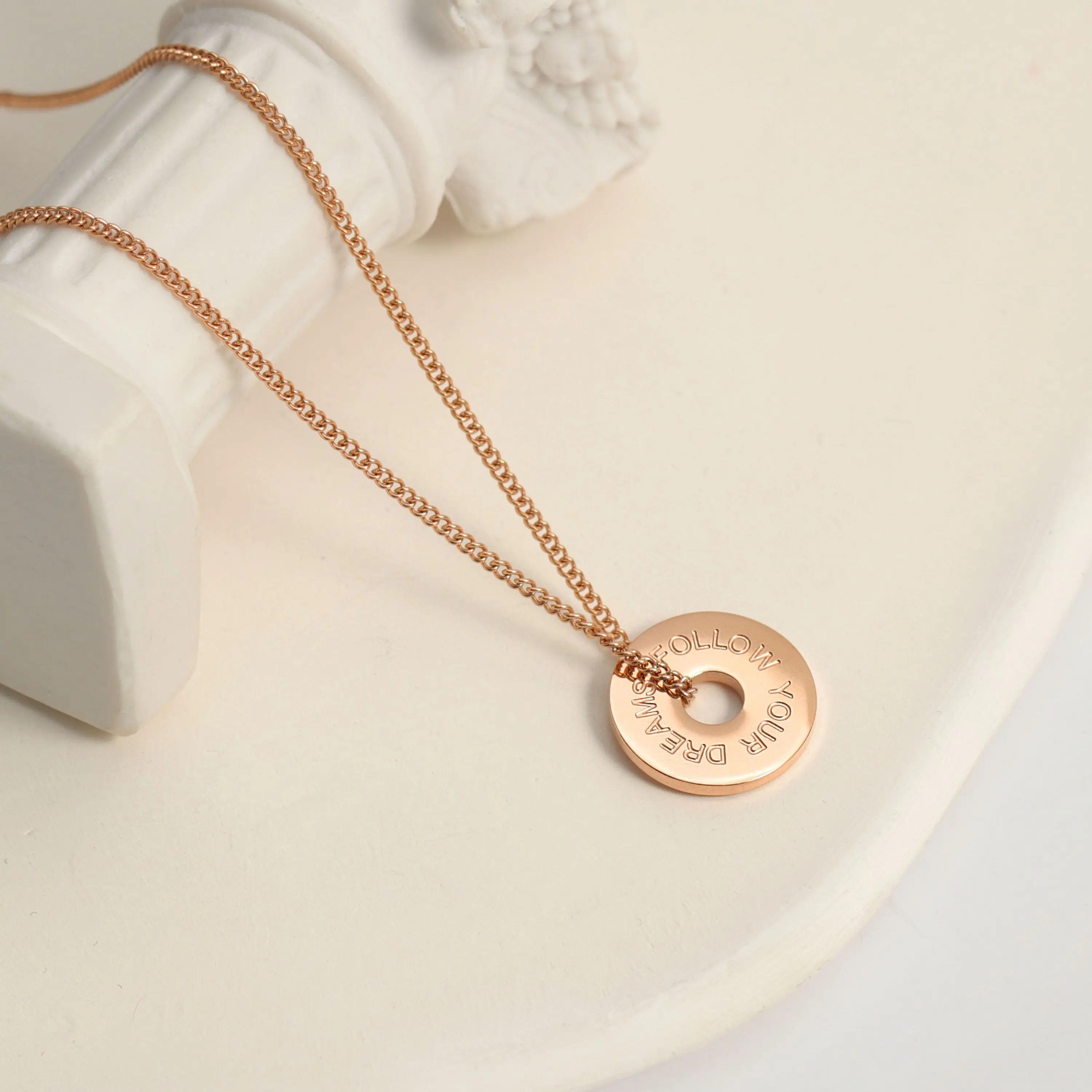 FOLLOW YOUR DREAMS - Circle Halskette Halskette Simple Pledge