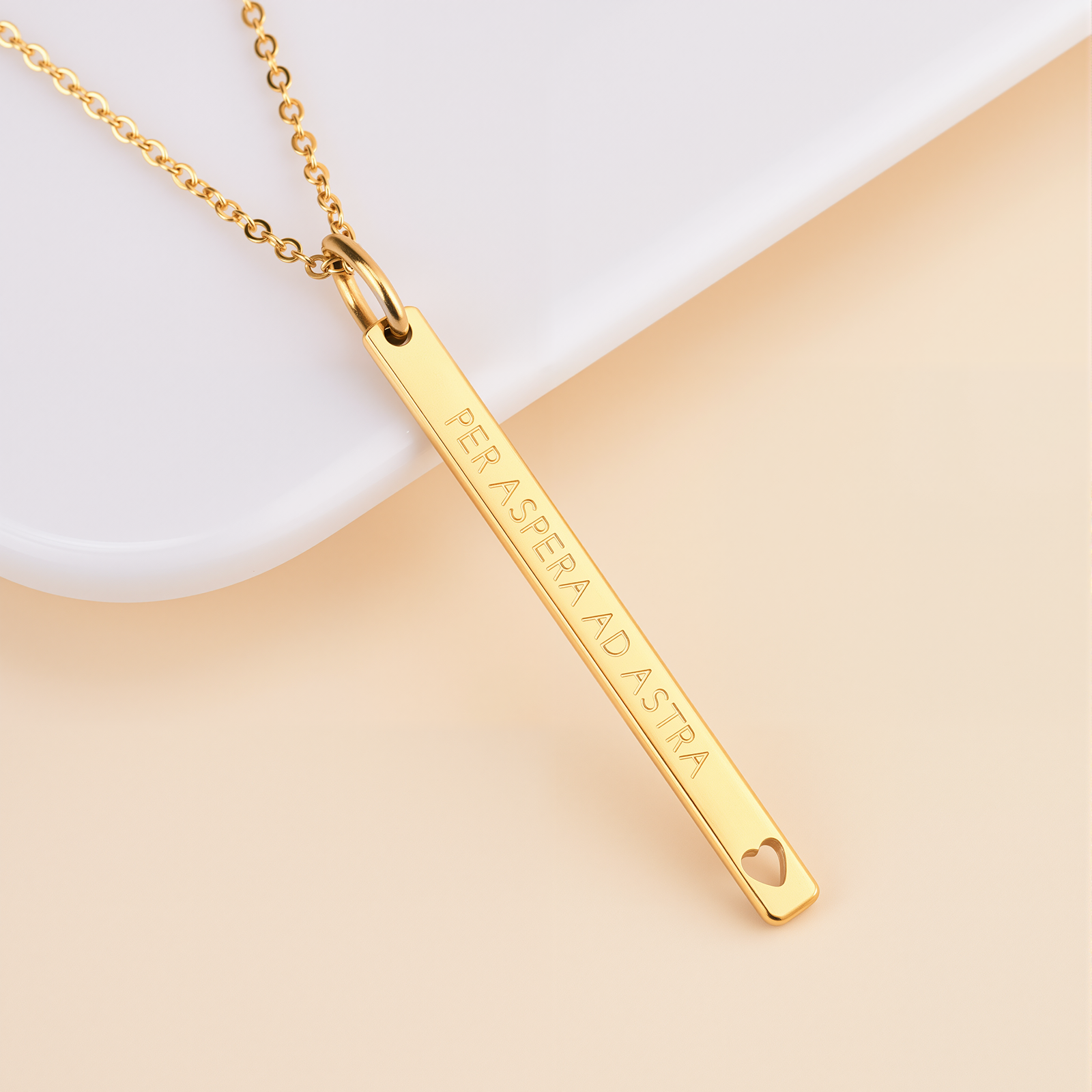 Per Aspera Ad Astra Stab-Halskette