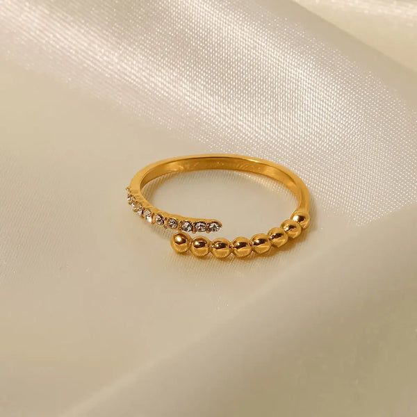Ring Greta Gold with clear zirconia