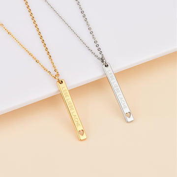 Lebe Liebe Lache Stab-Halskette