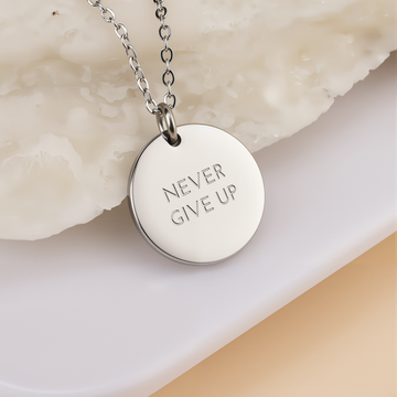 Never Give Up Coin Halskette