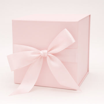 Geschenkverpackung mit Schleife